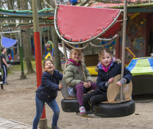 Kinderen spelen bij de Spelerij